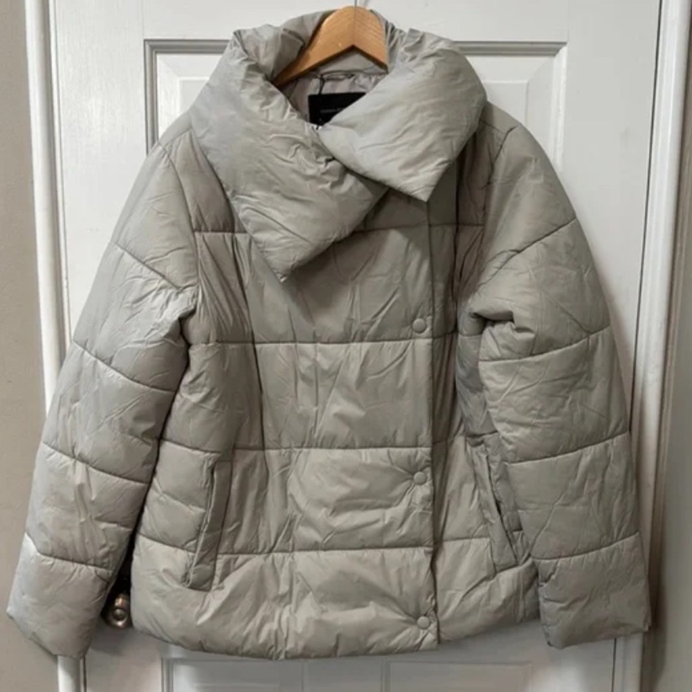 Banana Republic Light Gray Puffer Jacket